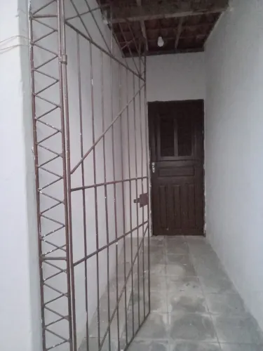 Aluga-se 
