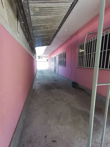 Imóvel para venda possui 75 metros quadrados com 3 quartos em Almerinda - São Gonçalo - RJ