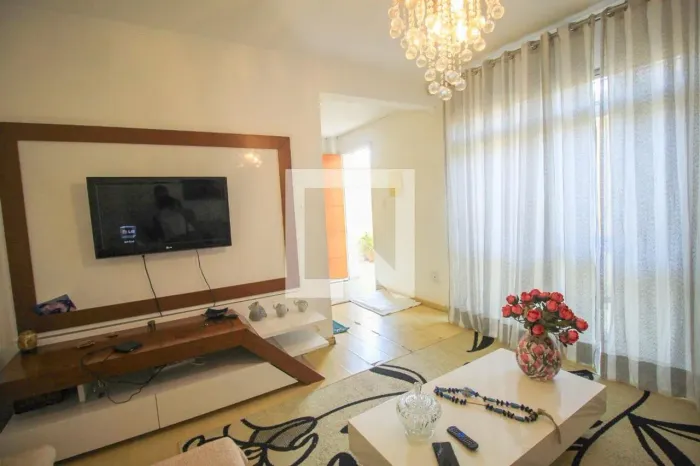 Casa à Venda - Belém, 3 Quartos, 227 m2