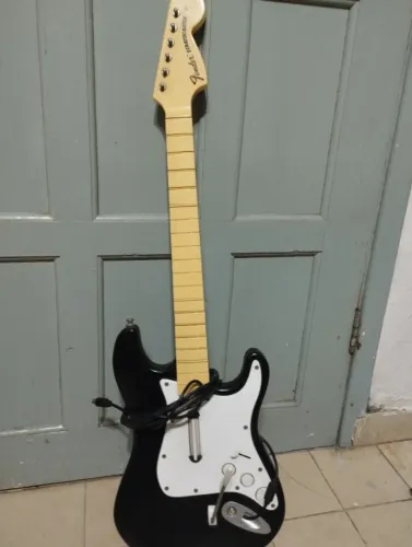 Guitarra Rockband Harmomix Xbox360 Leia Descricao