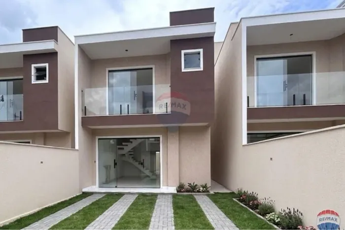 REMAX EXCLUSIVA: Casas 4/4 (1 Suíte) no Recreio Ipitanga - Preço de Apartamento e Obras na