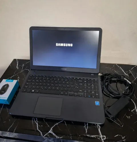 Dou garantia, Notebook Samsung Ultrafino. Entrego e Aceito cartão
