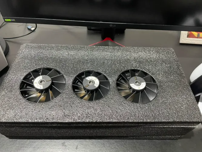 Placa de vídeo XFX Xt Radeon 7800 16gb Limited edition