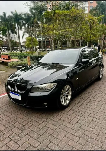 BMW 320I A 2011