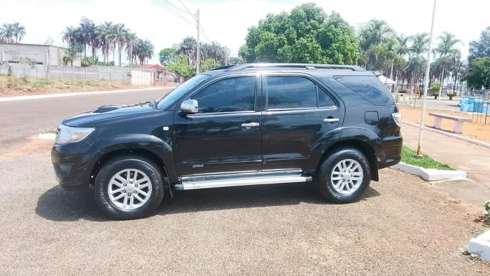 Toyota Hilux SW4 SRV D4-d 4X4 3.0 TDI Dies. AUT 2006