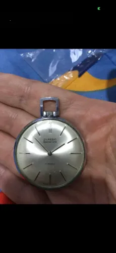 Relógio bolso Classic antigo a corda
