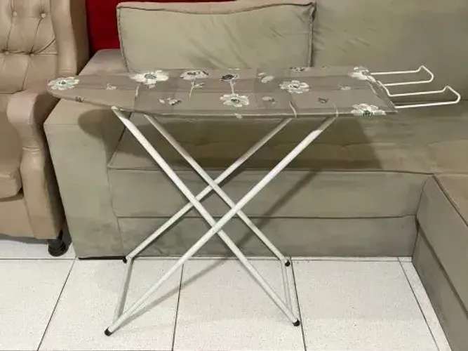 Tábua de Passar Roupa com Suporte P/Ferro 