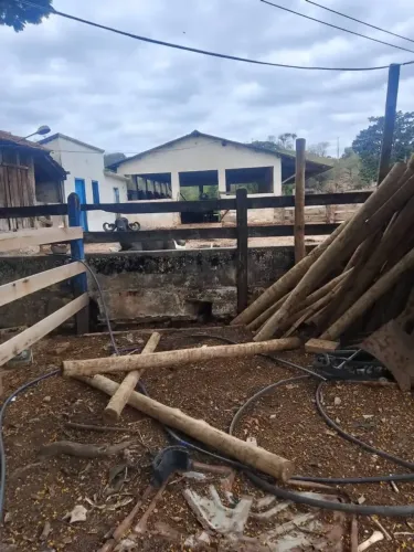 Sitio 33 alqueires para Pecuária