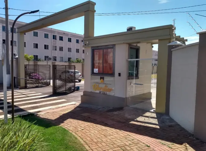 Apartamento terreo com suite a venda no Res. Castello Gibraltar