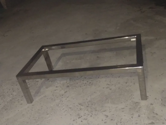 Mesa de centro de inox maciso