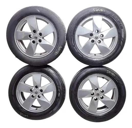 Jogo De Rodas Com Pneus Ruins 205/55 R16 Fluence Ano 2012 Cinza