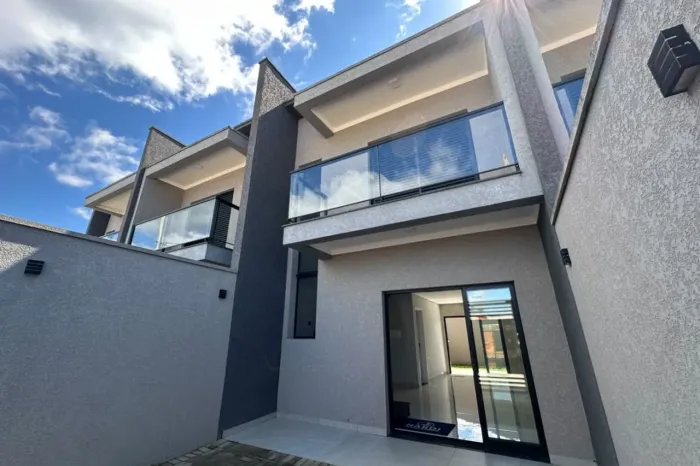 Sobrado a Venda Balneario Ipacarai REF; 898