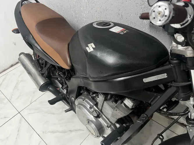 Suzuki GS-500e