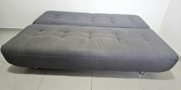 Sofá-Cama Tok&Stok Cinza Aqua-Block Pet Friendly