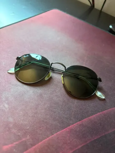Oculos Ray-ban oval tamanho pequeno