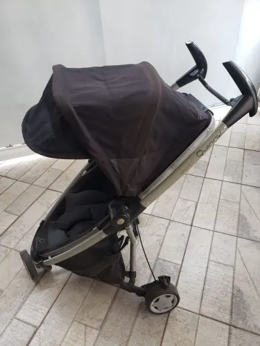 Carrinho de bebê NO ESTADO.