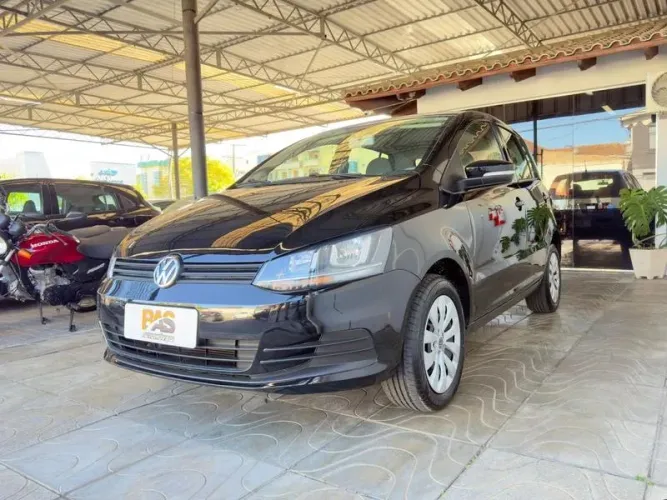 Volkswagen Fox Trendline 1.0 Flex 12V 5P 2015