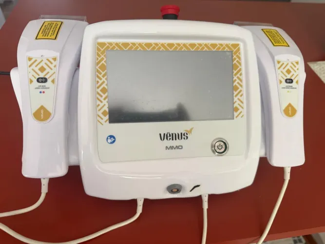Led / Laser Equipamento Venus MMO - Estética Profissional - Excelente Estado