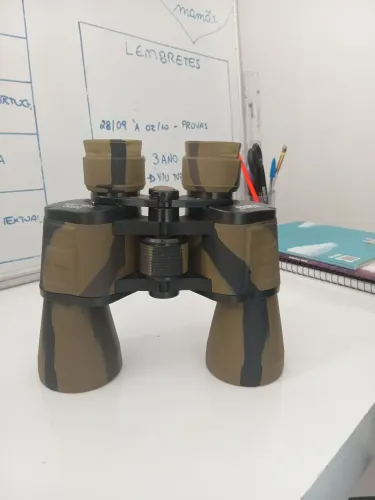 Binóculo militar