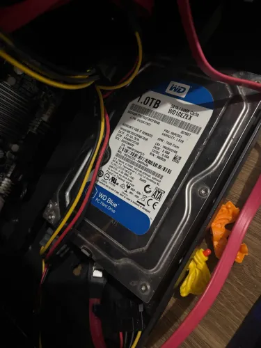 Vende se Hd de 1tb
