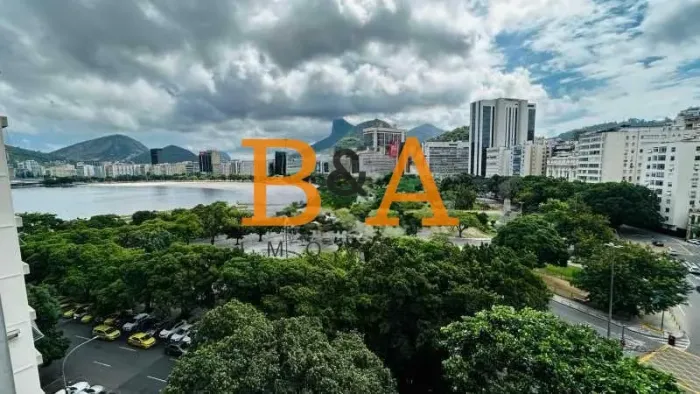 Vista Panorâmica para a Baía - 2 Quartos com Suíte na Praia de Botafogo