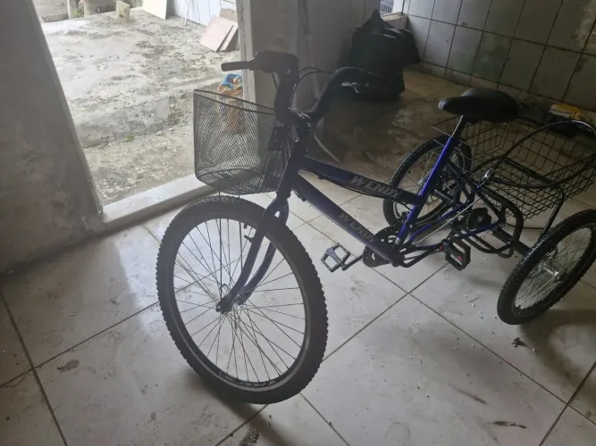 Vendo Triciclo Novo