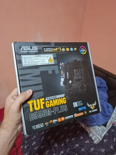 Placa Mãe Asus TUF Gaming B550M-Plus AM4 - Nova / Lacrada no Plástico
