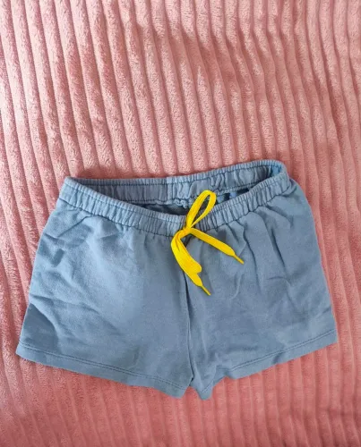 SHORTS MENINA- TAMANHO 8