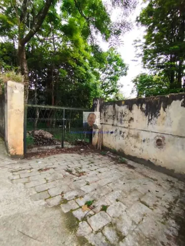 Lote na Chác. do Refúgio (LOTE) Est Zurique AT: 2.532 m² - ZUM (Zona Uso Mi