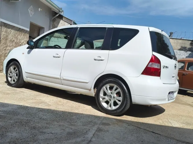 Nissan Livina S 1.6 16V Flex Fuel Mec. 2013