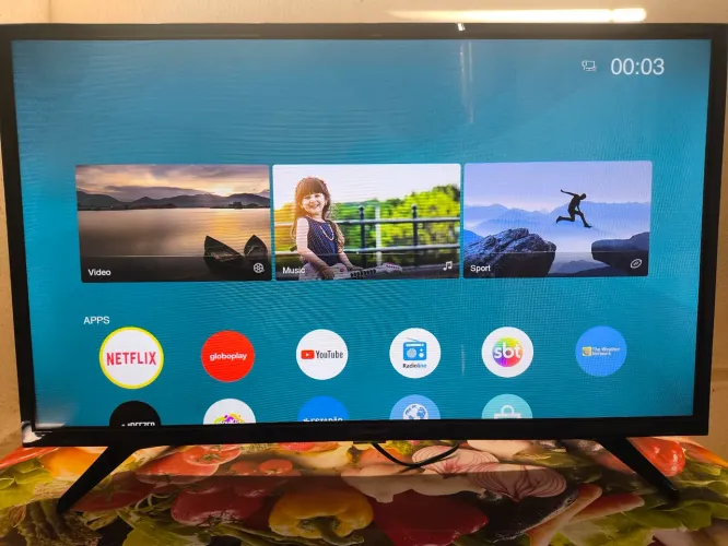 Smart TV Panasonic 32" LED - Modelo TC-32FS500B (Excelente Estado)