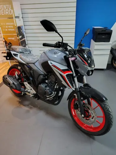Yamaha Fz25 ano 2026 promoção de maio + emplacamento