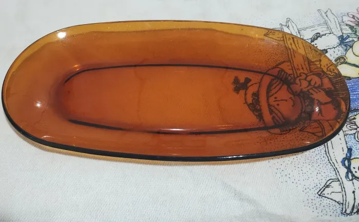 Linda travessa duralex conservada