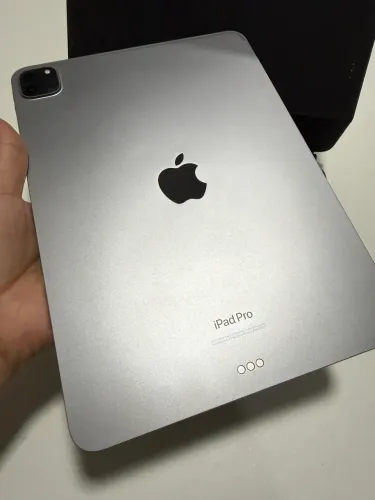 Vende - se Kit completo ipad 11 4ªger. + tecla+ caneta  R$ 4.000