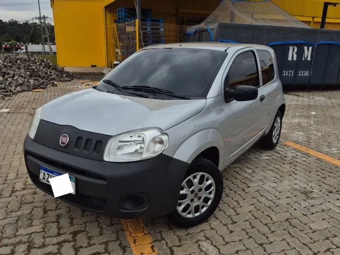 Fiat Uno Furgão 1.0 Fire Flex 8V 3P 2015