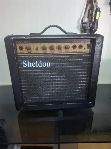 caixa de som amplificada para guitarra violao e microfone em exelente estado de funcioname