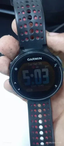 GARMIN FORERUNNER 235 ( VALOR NEGOCIAVEL)