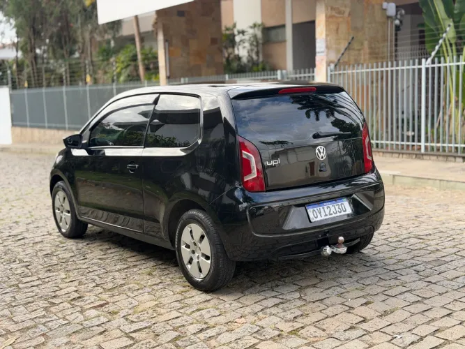 Volkswagen Up! Take 1.0 T. Flex 12V 3P 2015