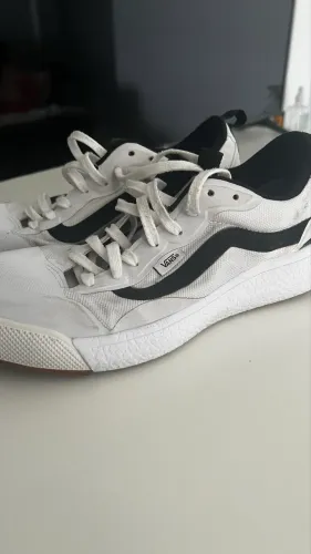 Tênis Vans Ultrarange 