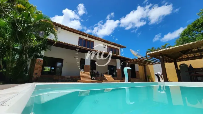 Guarajuba| Paraíso| Casa Duplex 400m²| 300 m Praia| 6 Dormitórios| 3 Vagas| Mobiliada