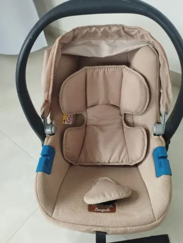 Bebê conforto