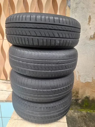 4 PNEUS PIRELLI 185/60 R15 88H