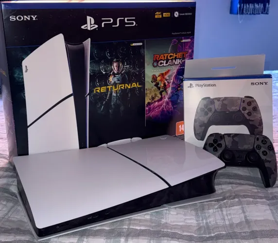 PlayStation 5 Slim Digital 825GB SSD