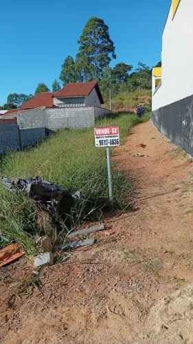 Terreno em Pinhalzinho no Jd império próximo a cachoeira, documento em dias aceita fina