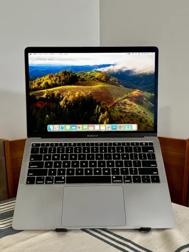 MacBook Air 2019 16gb RAM