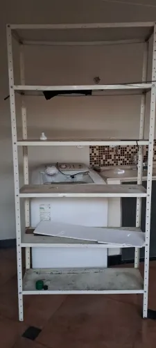 Estante de aço 
