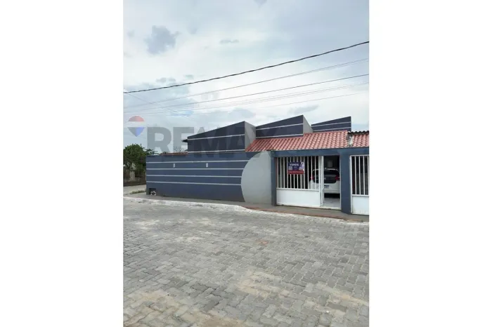 Casa com 3 quartos na Praia de Piúma, ES