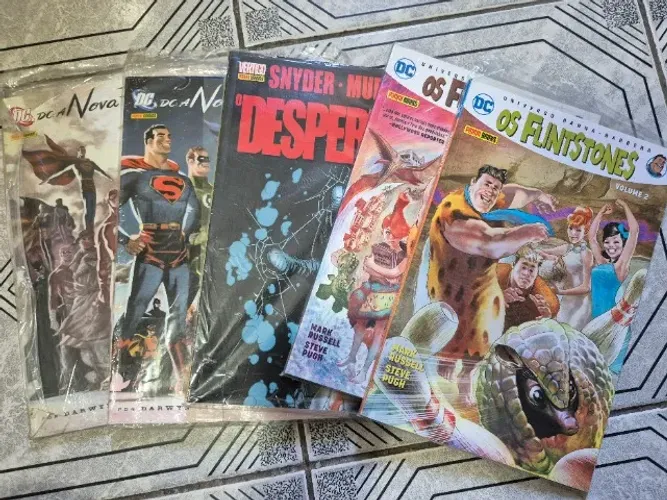 O despertar snyder + os flintstones + Dc Nova Fronteira