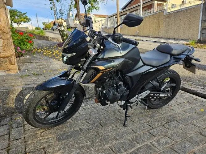 YAMAHA FAZER 250CC - VERDE - UNICO DONO - FLEX