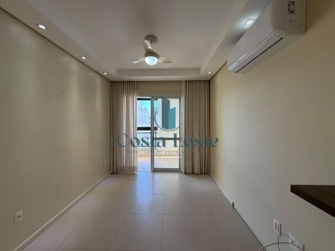 Apartamento com 2 dormitórios sacada com churrasqueira e vista